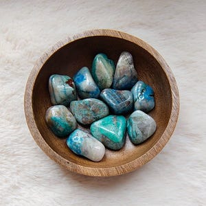 Shattuckite - Tumbled Stone - Lithotherapy - Natural Stones - Intuition - Mediumship - Psyche - Spirit - Connection - Truth - Meaning