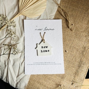 Nouveau jeton souvenir de maison - Cadeau de pendaison de crémaillère Cadeau mobile - Papier de graines plantable - Carte ensemencée de pendaison de crémaillère - Fleurs sauvages - Eco Bee -Friendly