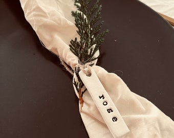 Personalised Christmas Napkin Tie - Napkin Ring - Clay Place Names - Christmas Table Decorations - Christmas Party Gift Name Place Keepsake