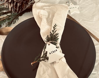 Personalised Christmas Napkin Tie - Napkin Ring - Clay Place Names - Christmas Table Decorations - Christmas Party Gift Name Place Keepsake