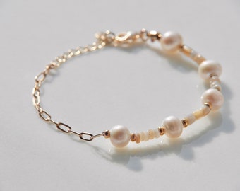 Dainty Freshwater Pearl Link Chain Bracelet •Everyday Bracelet • Delicate Baroque Pearl Bracelet • Bracelet Stack • Pearl Jewellery Set Gift