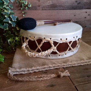 Shaman drum 31.5cm & 41.5cm (double skin). Schamanen trommel, schamanische trommel, tambour chamanique, shamanic tambourine, frame drum.