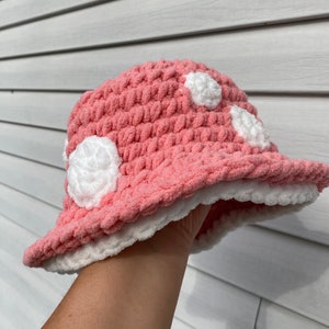 Crochet Puffy Sparkle Mushroom Bucket Hat