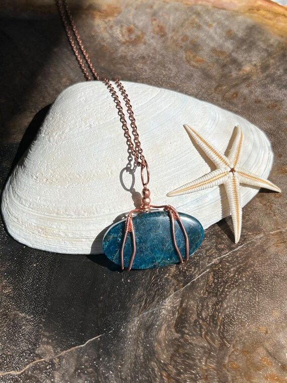 Blue Apatite Necklace; Blue Apatite jewelry; crystals; crystal jewelry; blue jewelry