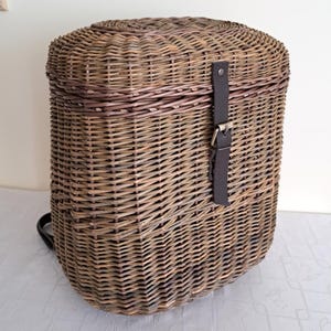 Unique wicker BACKPACK large handmade foraging basket modern farmhouse decor farmer backpack hiking basket storage picnic basket gift idea