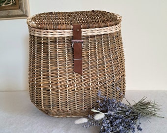 Foraging wicker backpack market basket with lid farmer's backpack hiking willow shoulder basket handmade basket gift for her eko friendly