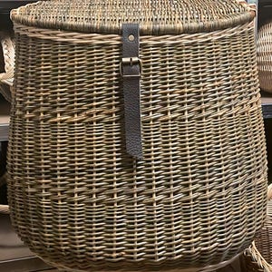 Wicker BACKPACK large handmade foraging basket farmers backpack gathering basket mushroom hunters bag hikers bag gift for him picnic basket