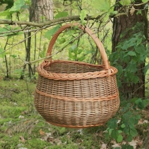 Wicker round BASKET handwoven foraging basket grocery basket housewarming gift rustic style shopping basket gift for women farmers basket