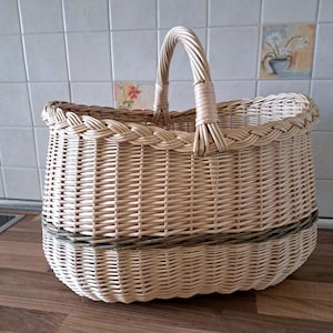 Large wicker basket, handwoven willow market basket, grocery shopping basket, mushroom basket, housewarming gift market basket, gift for her