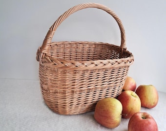 Oval  wicker shopping basket handwoven willow market, foraging basket, mushroom hunter basket, housewarming gift, fruit basket, gift for her
