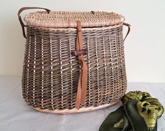Bolso de mimbre tejido a mano: Bolso de hombro de mimbre natural con correa de cuero