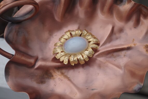 Beautiful Moon Glow Glass Gold Tone From The 80s … - image 4