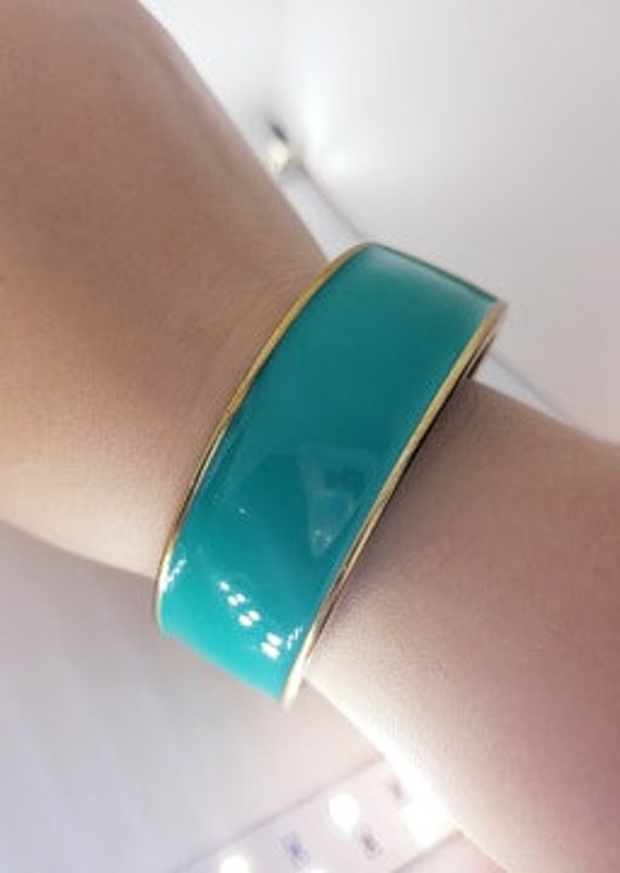 Clamp Bangle Jade Green Colour