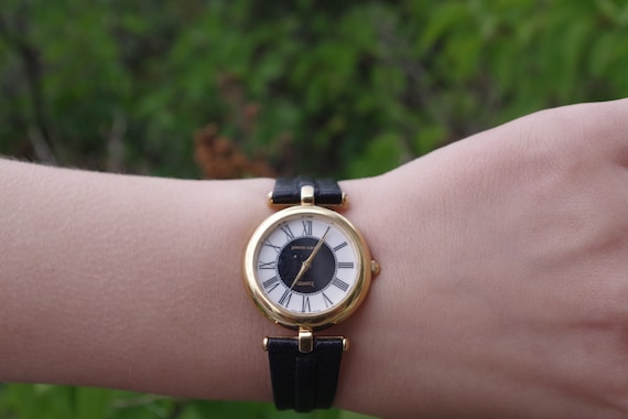 Pierre Cardin women\'s Vintage watch with a black leather strap Pierre Cardin Women main image 2