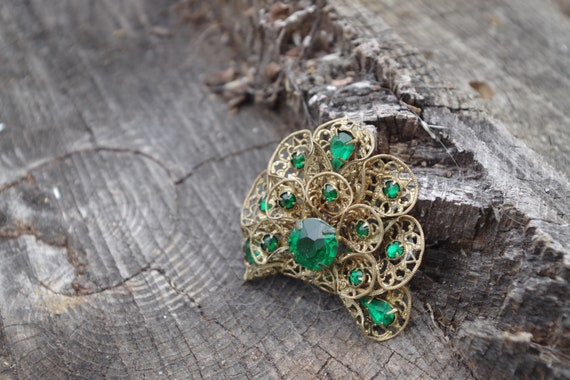 Antique Czecho Slovakia  Brass Filigree Emerald G… - image 5