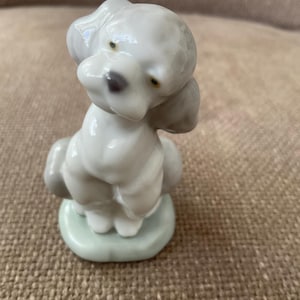 Vintage Lladro Collectors Society Piece 7685 “ A Friend For Life “dated yr. 2000 Unboxed