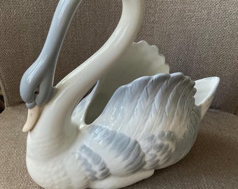 NAO by Lladro スワン花瓶 - Etsy 日本