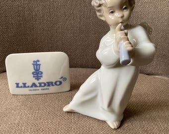リヤドロ磁器彫刻 - フルートを持つ天使 - Etsy 日本
