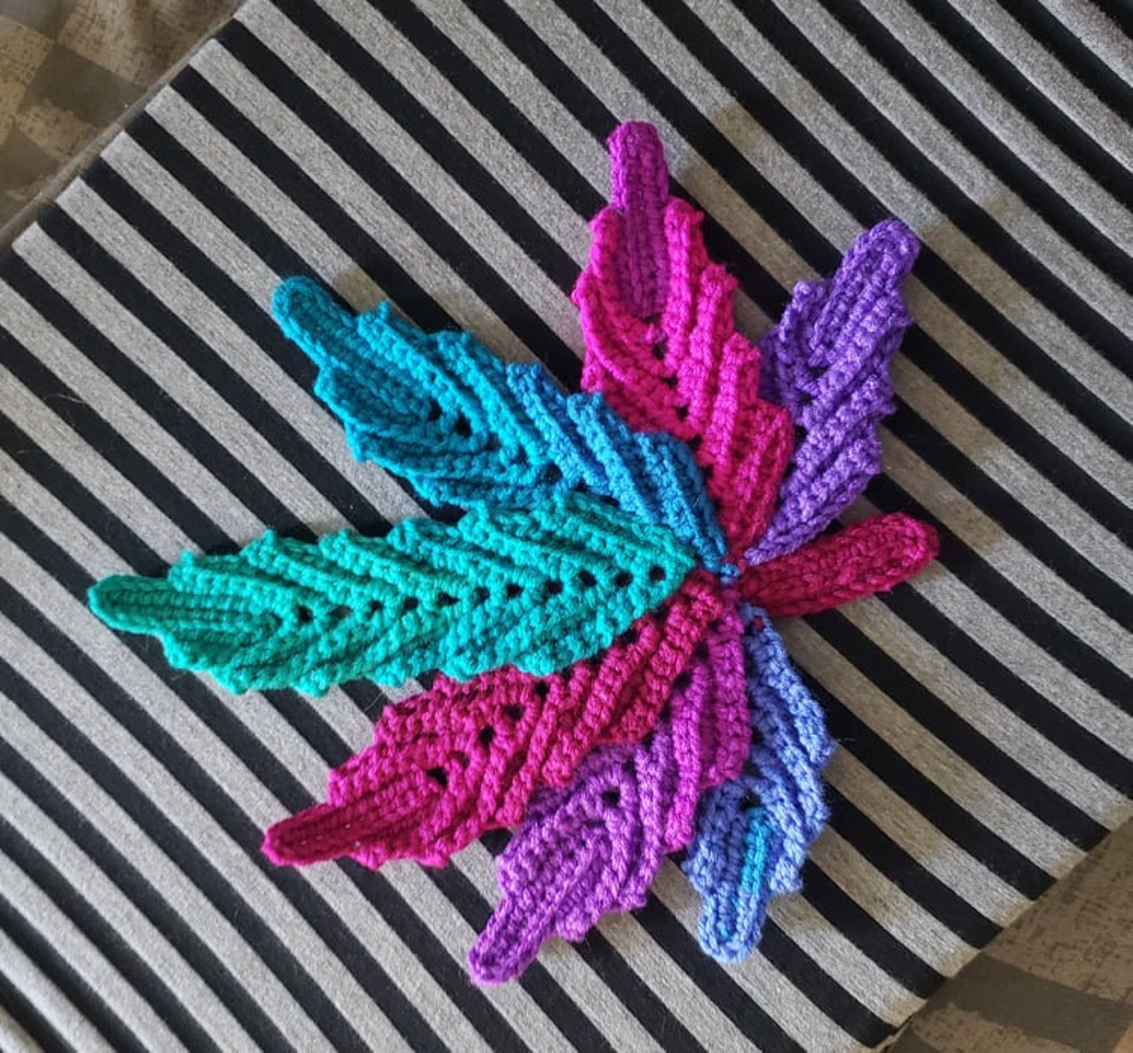 Marijuana Leafcrochet Pattern by JLH Creations by Jendigital Etsy