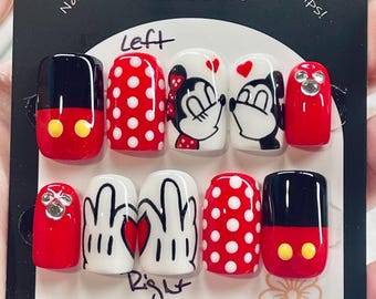 Custom Kissing Mouse Love Heart Hands Kiss Press On Nails