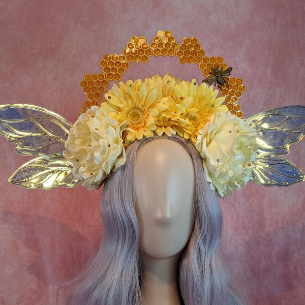 Mellifera Queen Headdress.  Bee inspired floral headdress.  Renfaire/Costume/Cosplay headdress.  *READY TO SHIP*