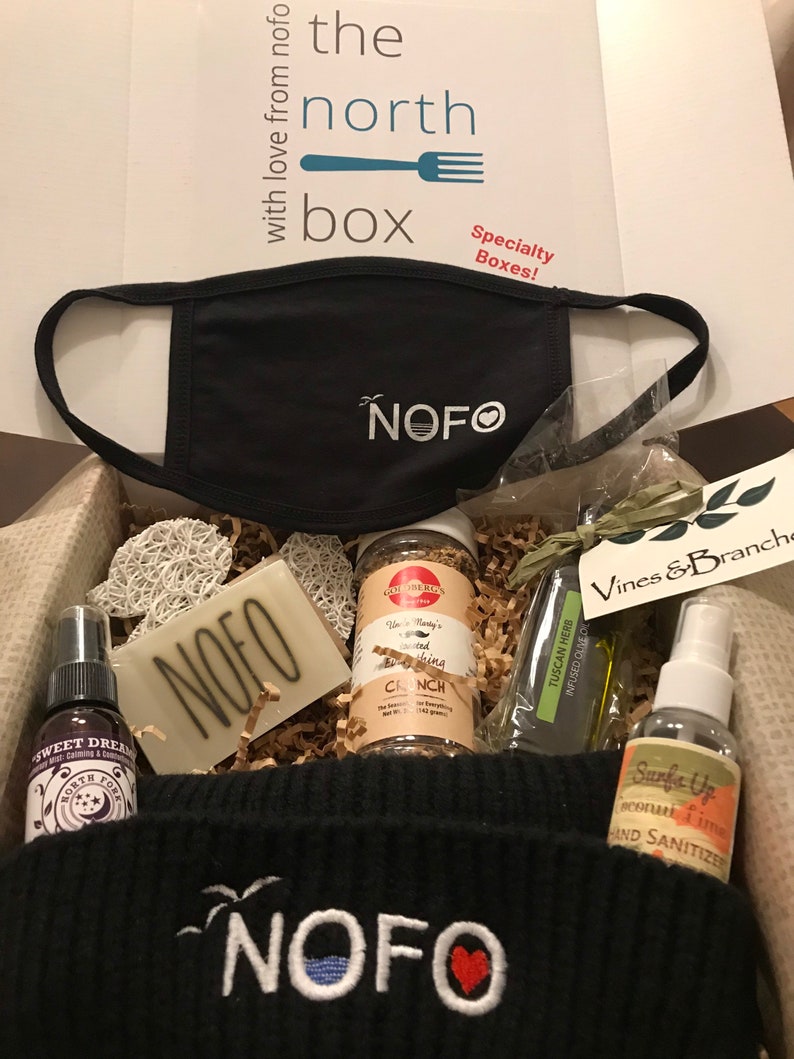 Welcome By The North Fork Box