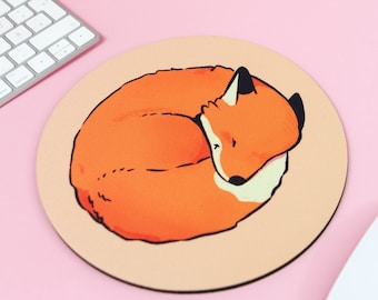 Curly Fox Mousepad ~ Animal Mousemat ~ Cute Illustrated Desk Accessories ~ Aesthetic Home Accessories Mouse Mat ~ Round Fox Mouse Pad