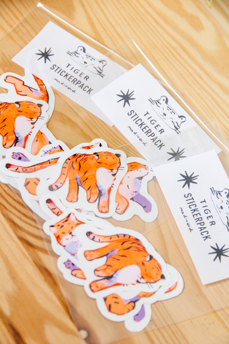 Paquete de pegatinas de tigre Vinilo impermeable Lindo Kawaii Pegatinas brillantes Pegatinas de planificador estacionario de animales imagen 4