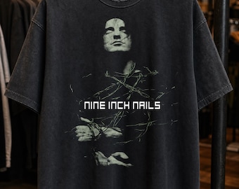 Nine Inch Nails Shirt, Trent Reznor Chains Graphic, Downward Spiral, Industrial, Nin Fan, Vintage Band
