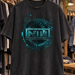 1995 Nine Inch Nails Further Down the Spiral Band Unisex Short