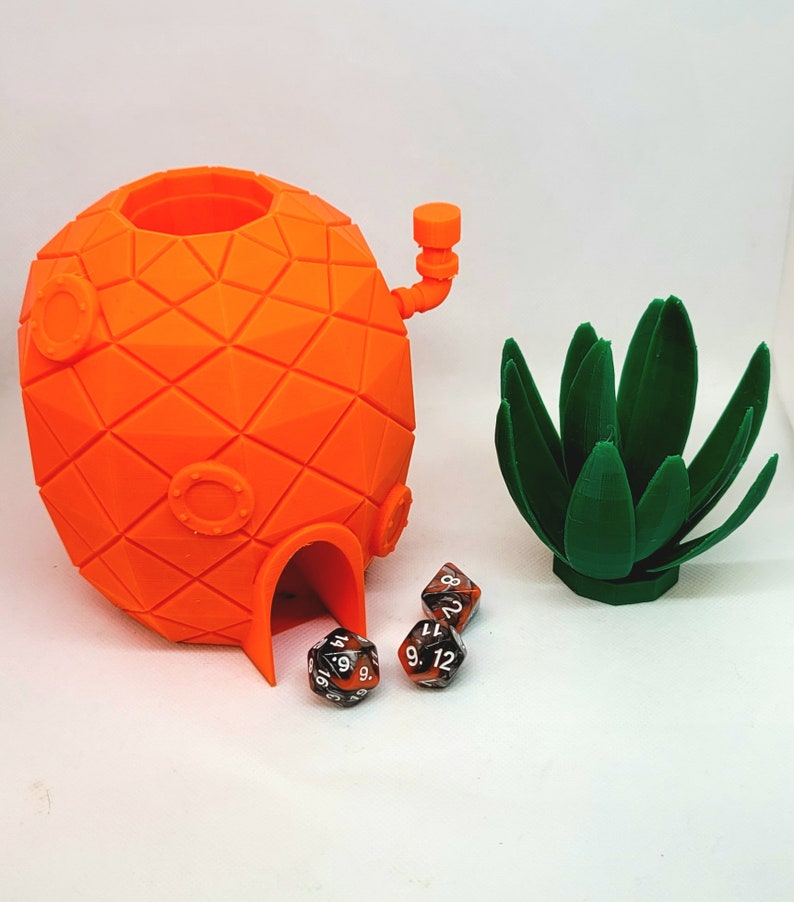 3D Printed Dice Tower Spongebob Pineapple image 4