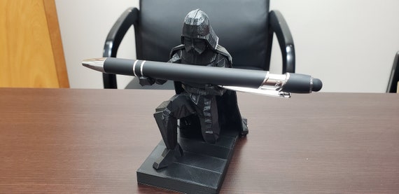 darth vader pen holder