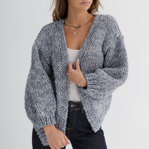 Chunky cardigan knitting pattern for women | Basic cardigan pdf knit design