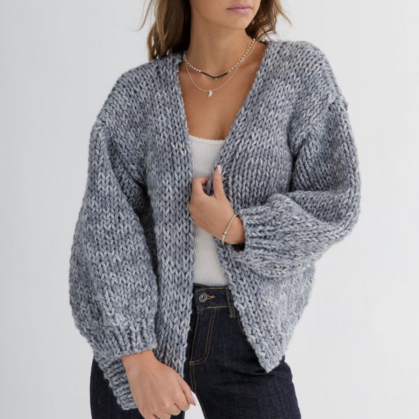 Modèle de tricot de cardigan épais pour femme | Cardigan basique en tricot pdf