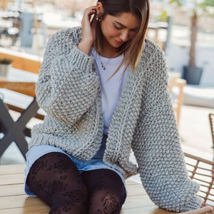Chunky cardigan knitting pattern for women