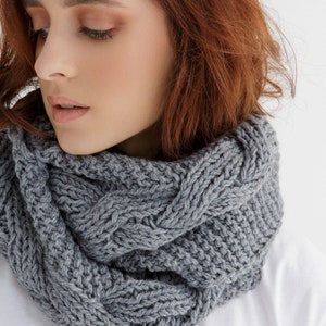 Infinity scarf knitting pattern Scarf knitted pattern pdf image 1