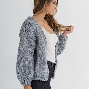 Chunky cardigan knitting pattern for women