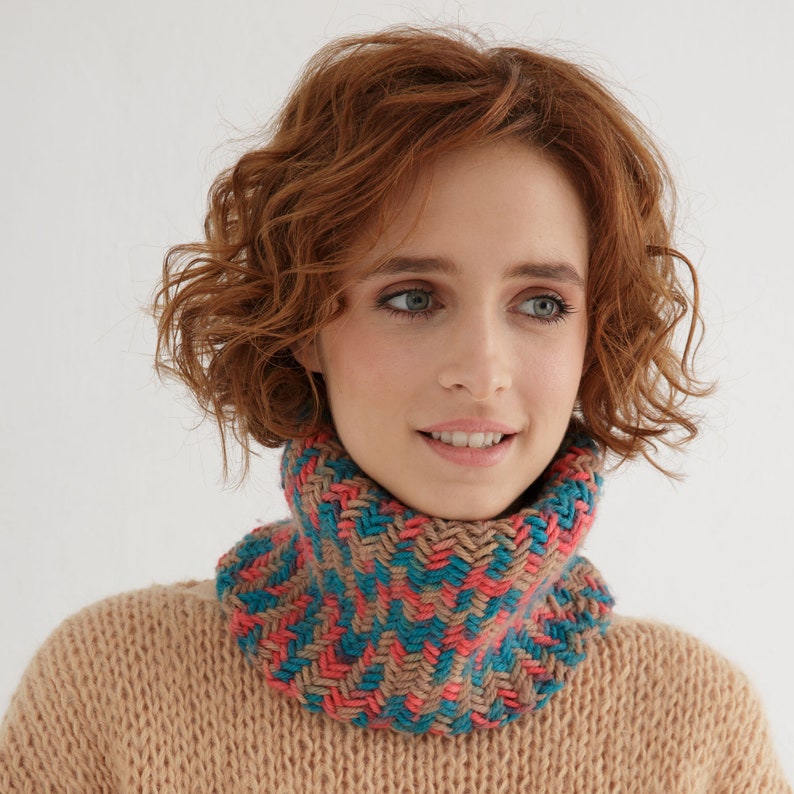 Chunky cowl knit pattern Cowl knitting pattern pdf image 5