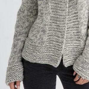 Chunky cardigan knitting pattern for women