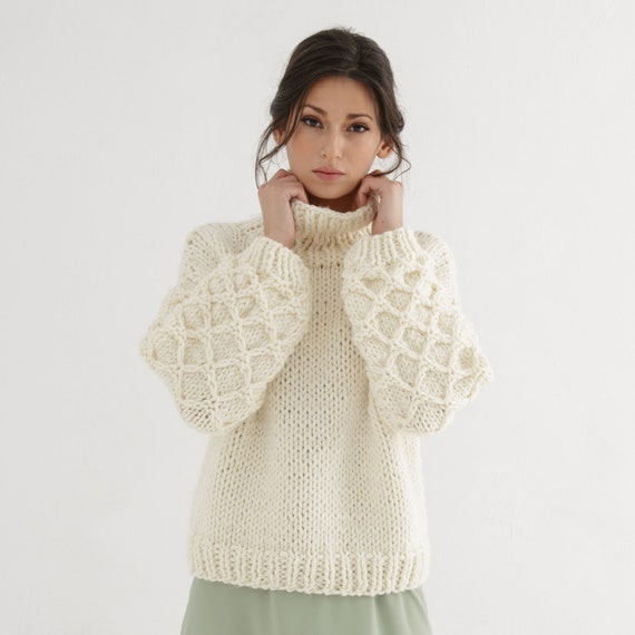 Chunky sweater knitting pattern | High neck sweater with diamond sleeves for women