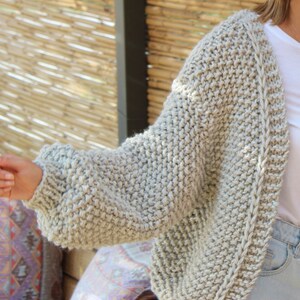 Chunky cardigan knitting pattern for women