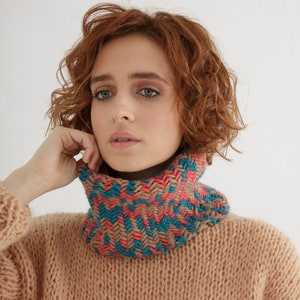 Chunky cowl knit pattern Cowl knitting pattern pdf image 2