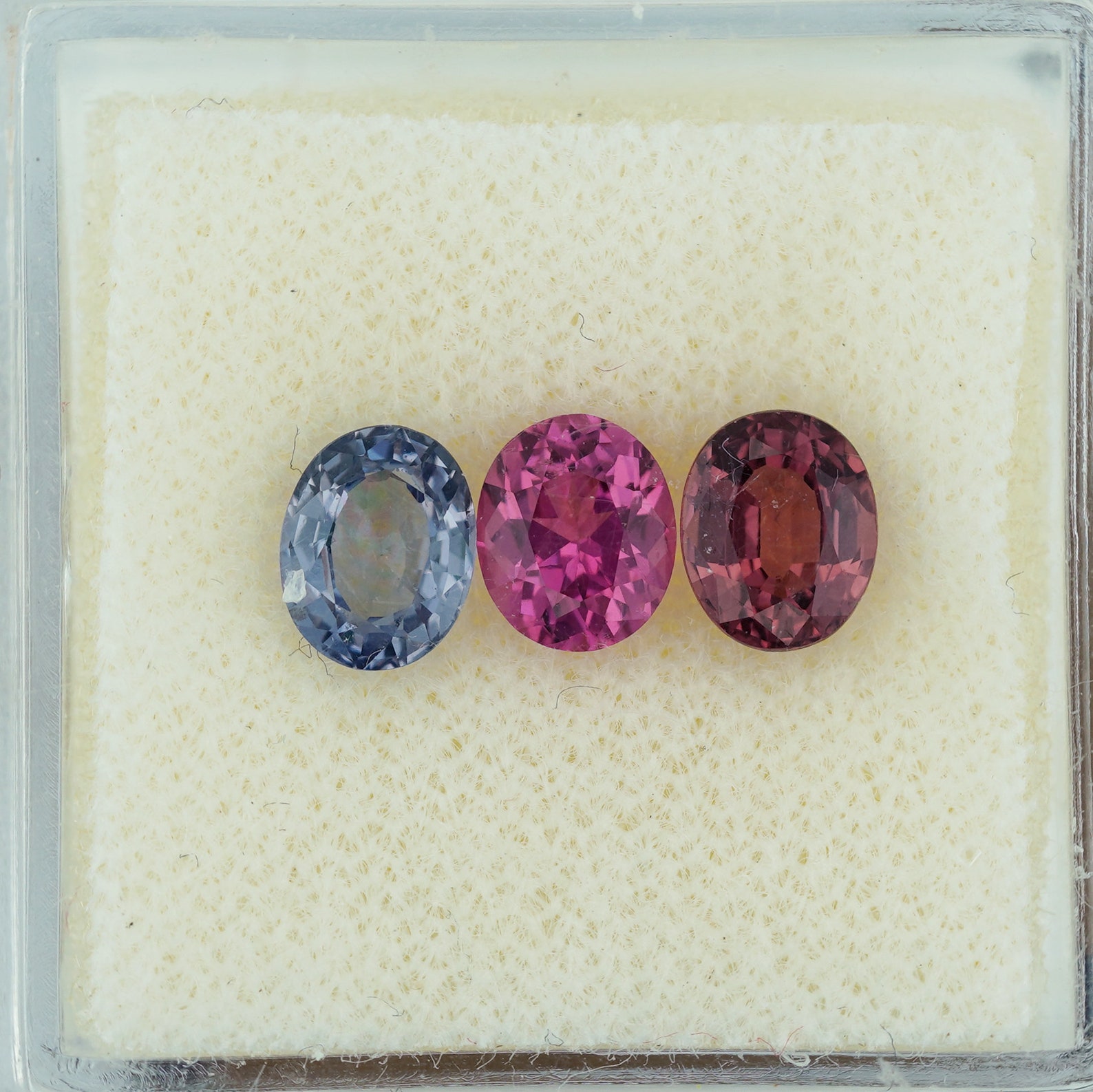 Spinel Box Count A Box of Mixed Color Oval Cut Spinel 3 Pcs, 5.1X4.6 Mm. (±0.2) Spinel ...