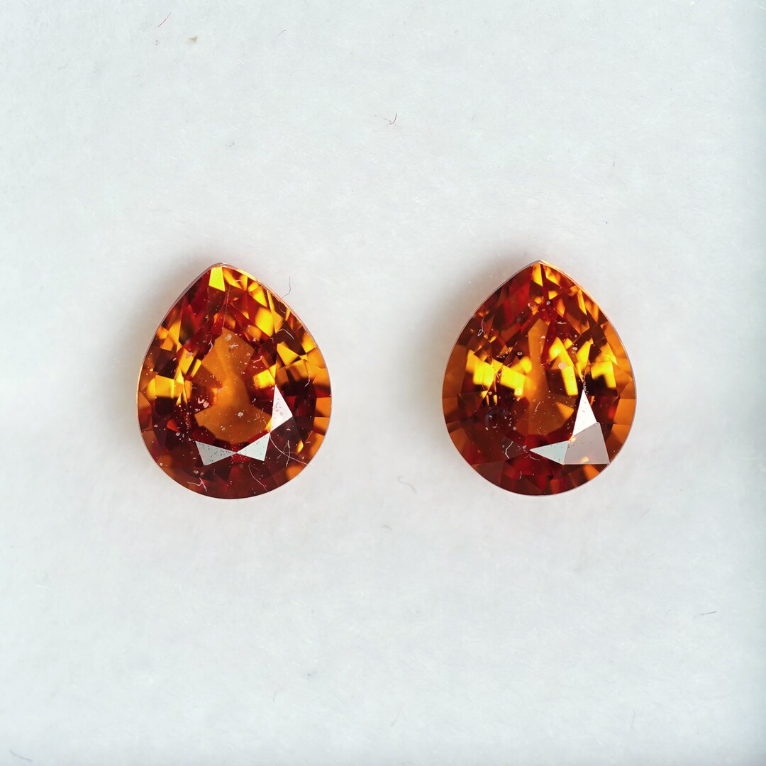 RARE !! 3 SAPHIRS ORANGE VERT DE TANZANIE : 4.5 mm x 4.5 mm ★★ p471
