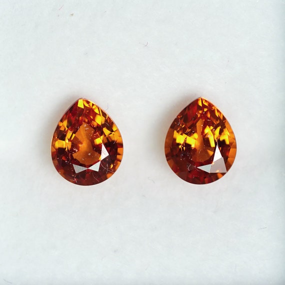 Saphr orange traté (BE) de Tanzane - Pore 0.77 Carat - 7.2 x 4.8 x 2.5 mm - YouTube