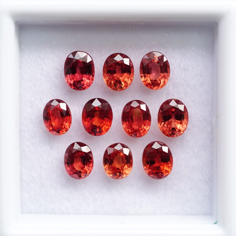 FM1111 A box of Mixed Oval Shape Orange Red Sapphires 10 pcs 4.5X3.5 mm sapphire loose gemstones from Tanzania 3.59 cts.