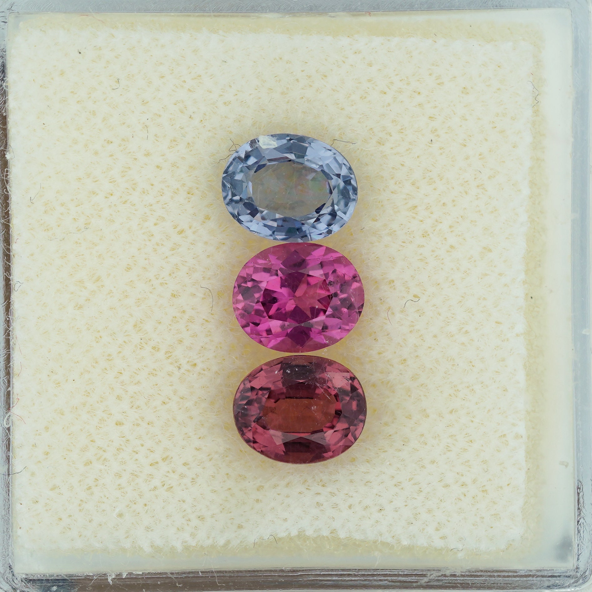 Spinel Box Count A Box of Mixed Color Oval Cut Spinel 3 Pcs, 5.1X4.6 Mm. (±0.2) Spinel ...