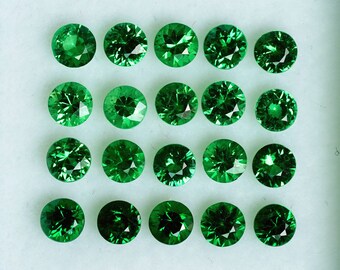 A Box of Small Tsavorite , Genuine Round Cut, Green Garnet, Loose Gemstones, 20 pcs. 2.8-2.9 mm. 2.08 cts. (GM1051)