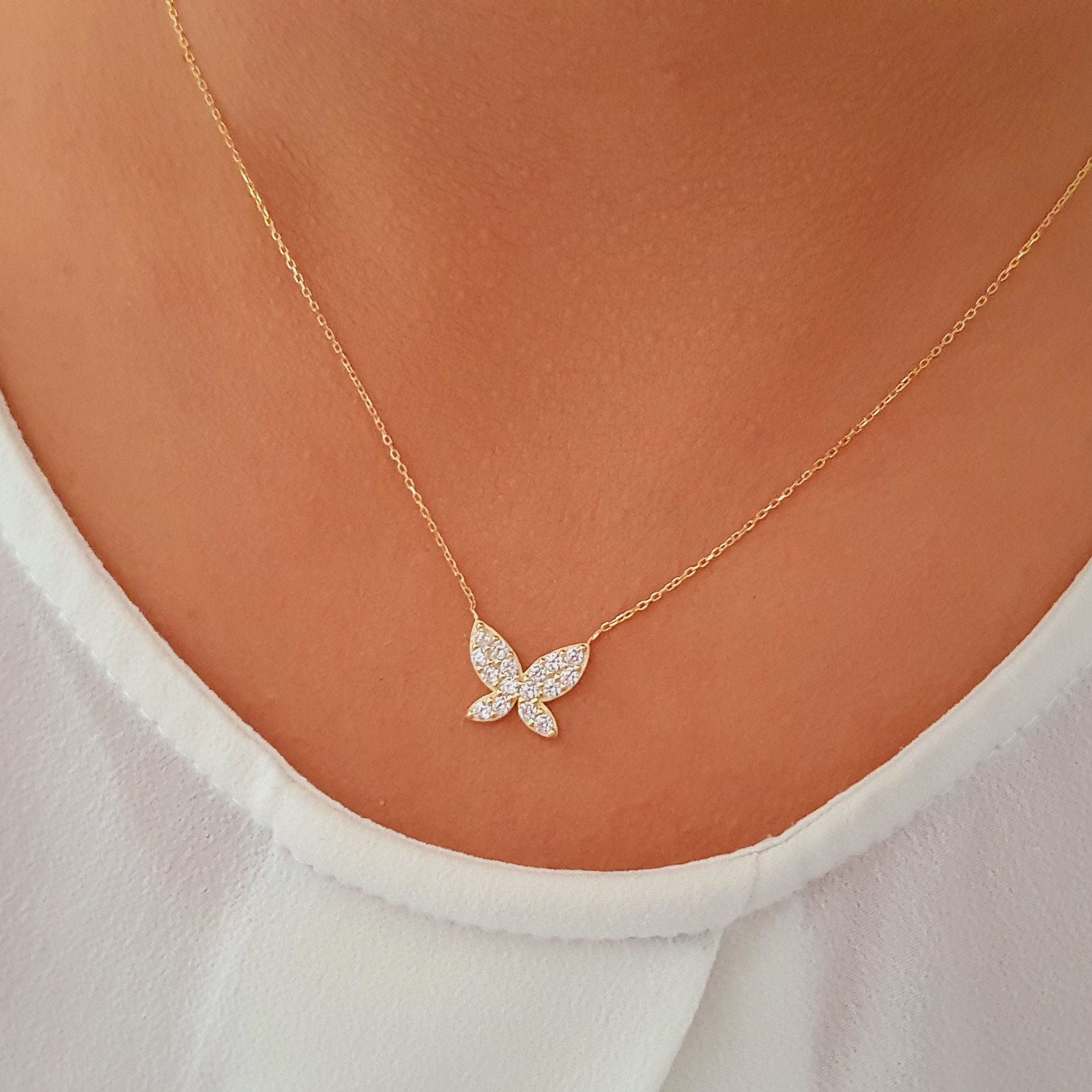 Mini Butterfly Necklace With Diamonds - KAMARIA