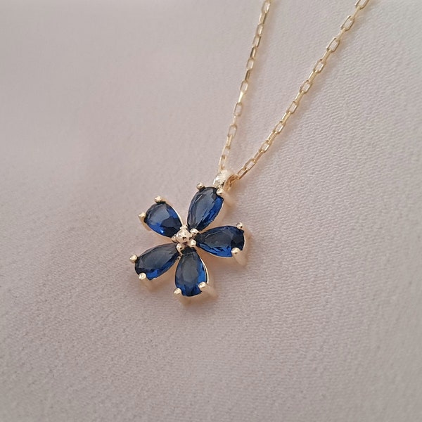 Daisy Pendant Etsy